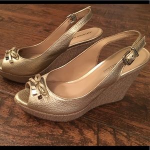 Antonio Melani gold wedges!